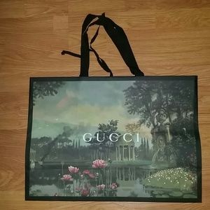 GUCCI empty paper shopping bag